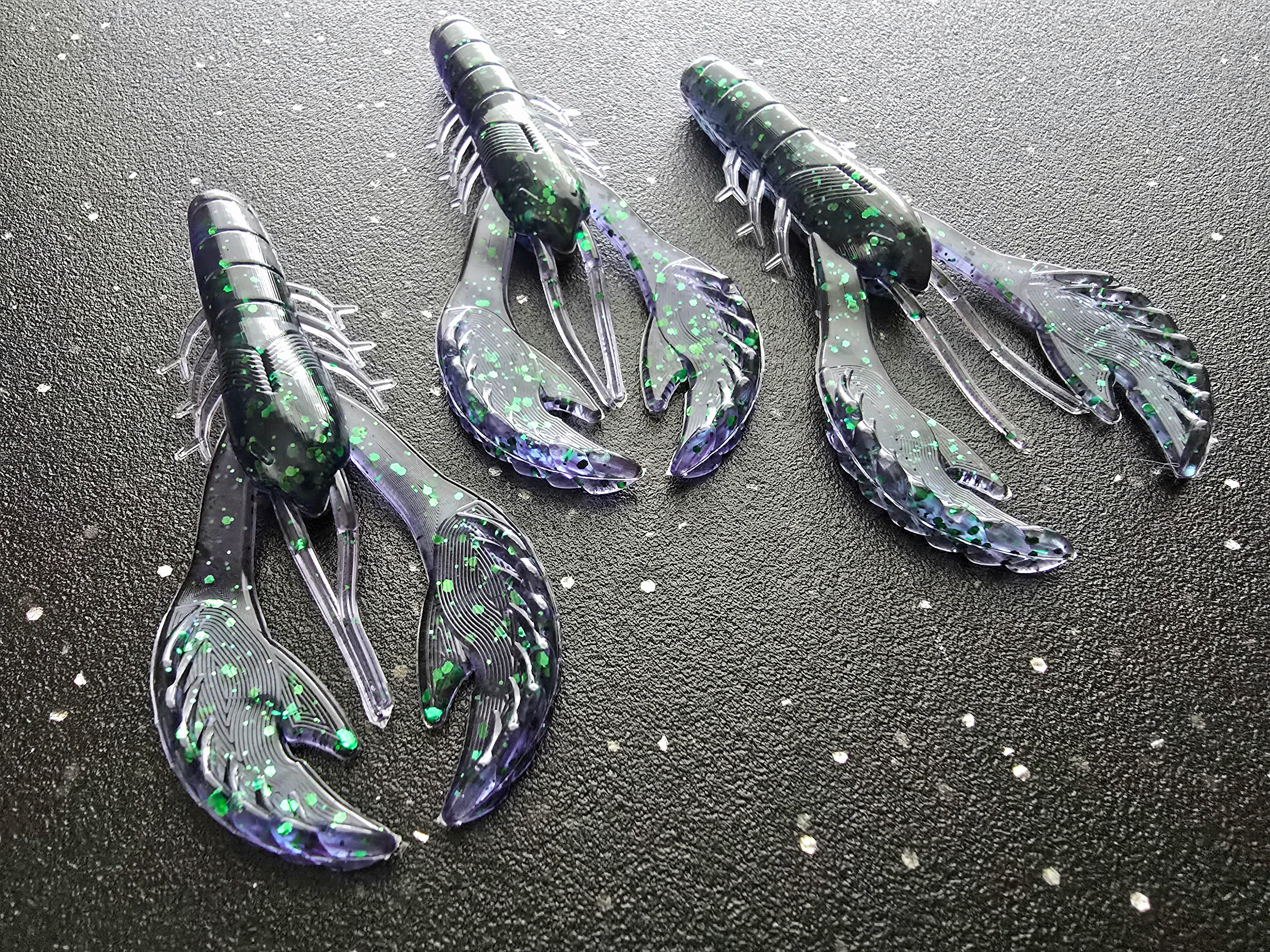 Junebug Breacher Craw with Green Flake