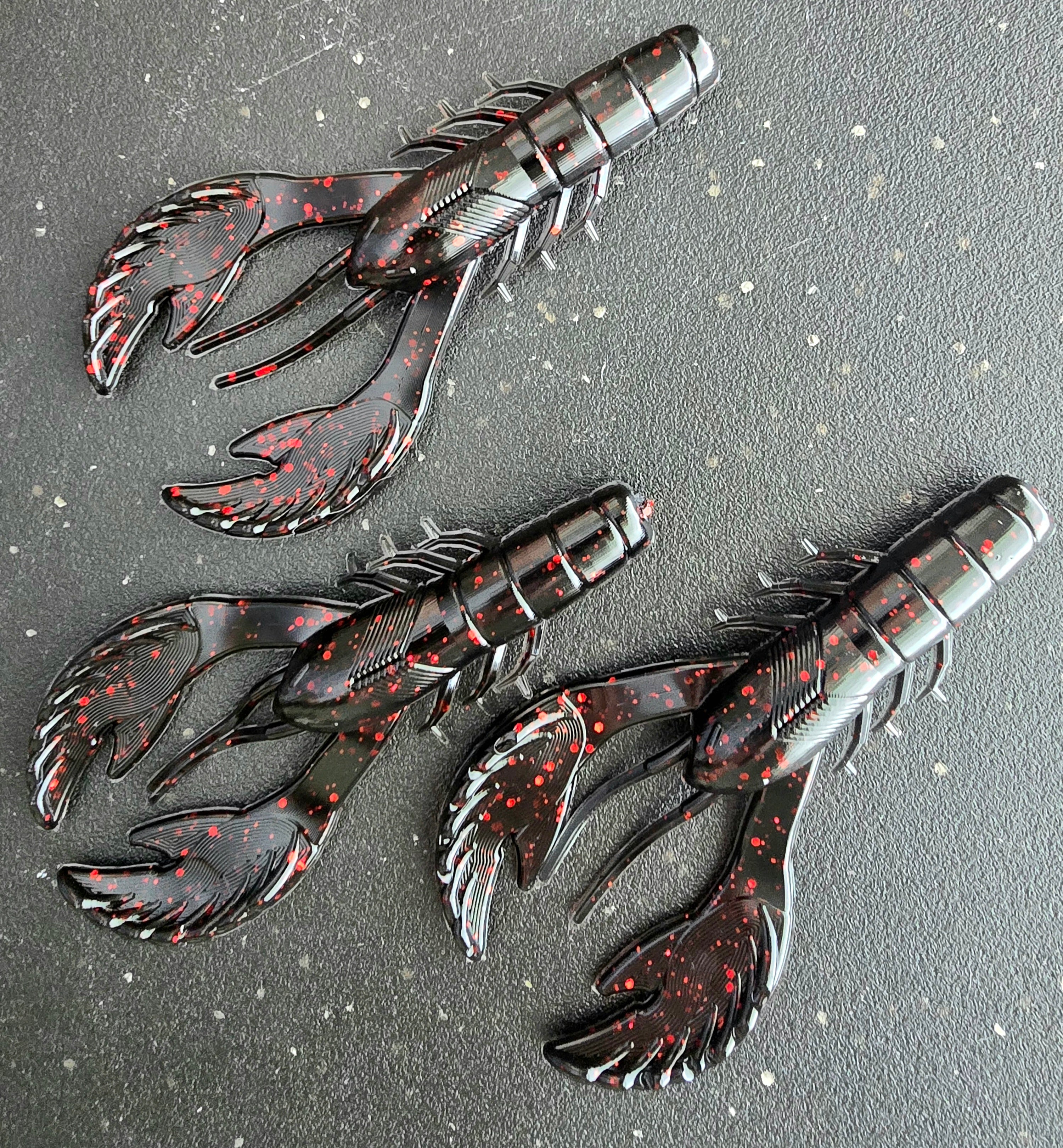 Black Breacher Craw with Red Flake